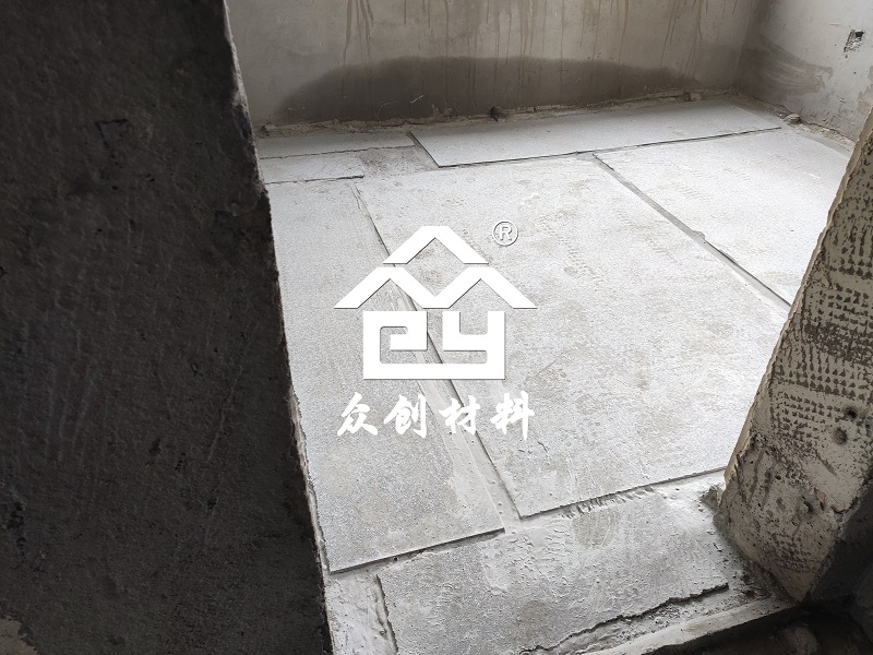 合(hé)肥市文一(yī)鉑金中心(xin)改性聚丙(bǐng)烯保溫隔(gé)聲闆鋪設(shè)現場 合肥(fei)市文一鉑(bo)金中心改(gǎi)性聚丙烯(xi)保溫隔聲(shēng)闆鋪設現(xian)場