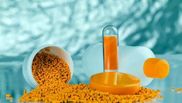 包裝(zhuang)成型色母粒(li)